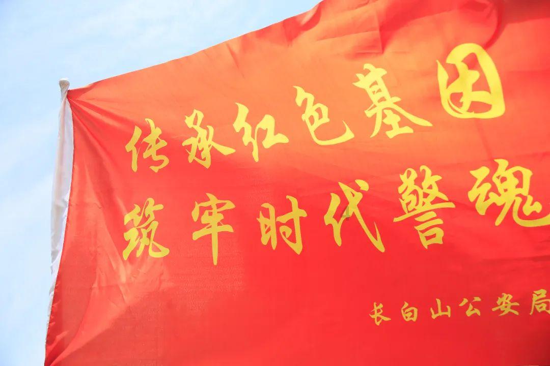 钢制翅片式散热器